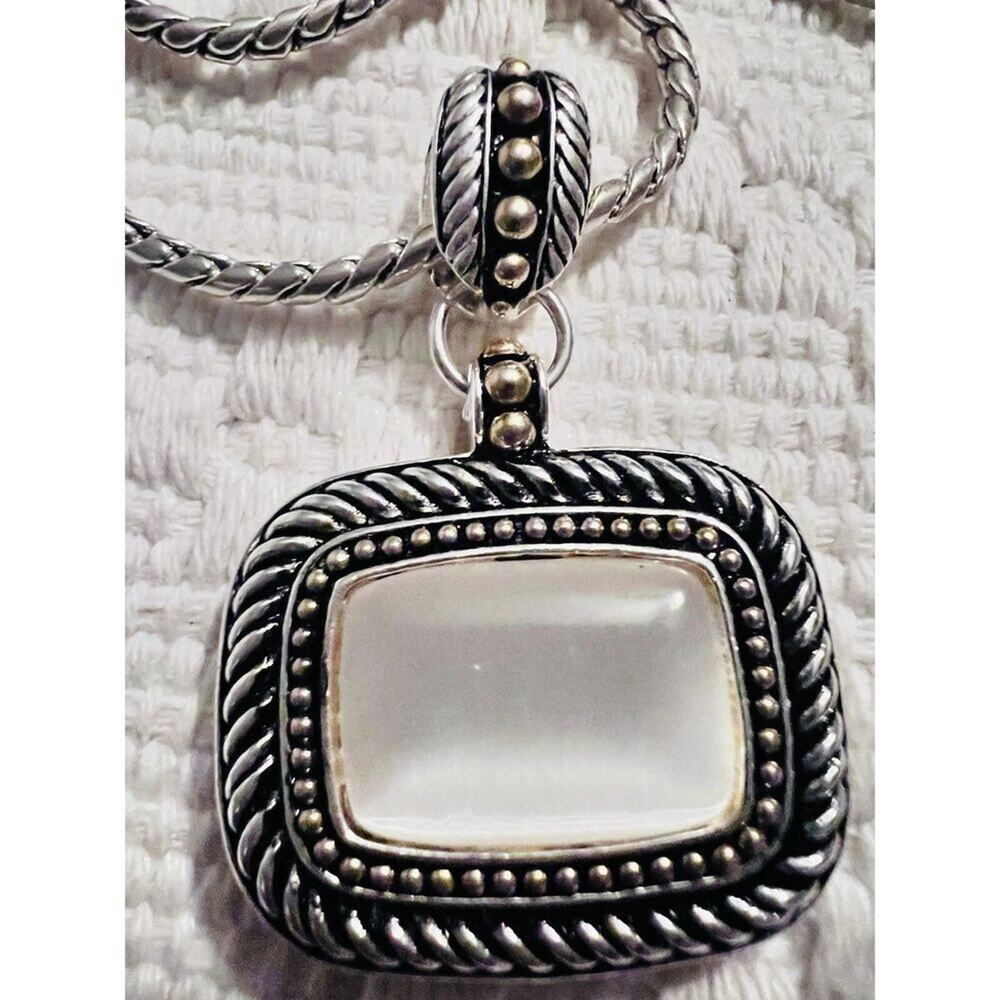 Avon SH Mother of Pearl Pendent on 32” Silver Tone Necklace
